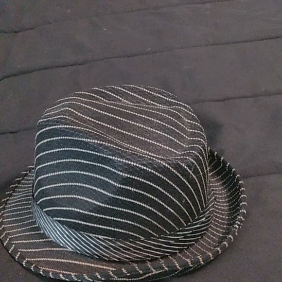 Hat - Picture 2 of 3